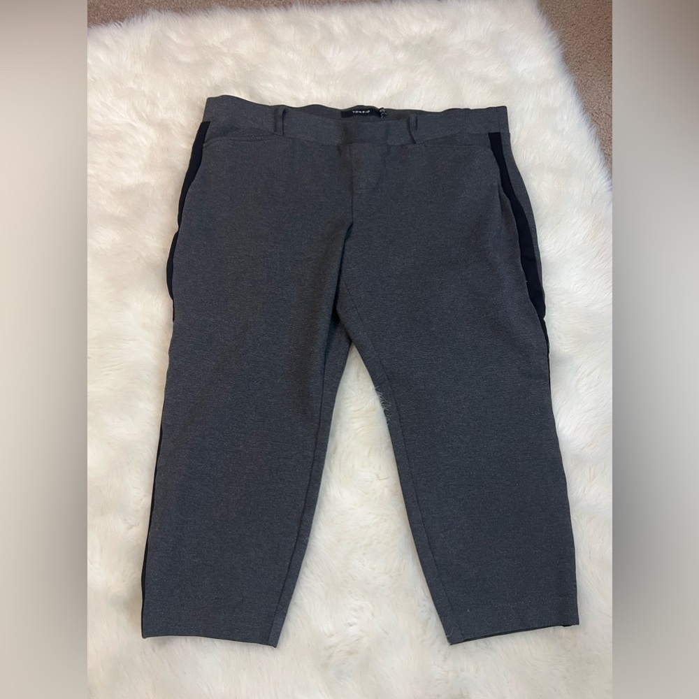 Torrid Women's Gray Ponte Ankle Pants Size 3S
